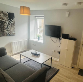 Cosy studio flat